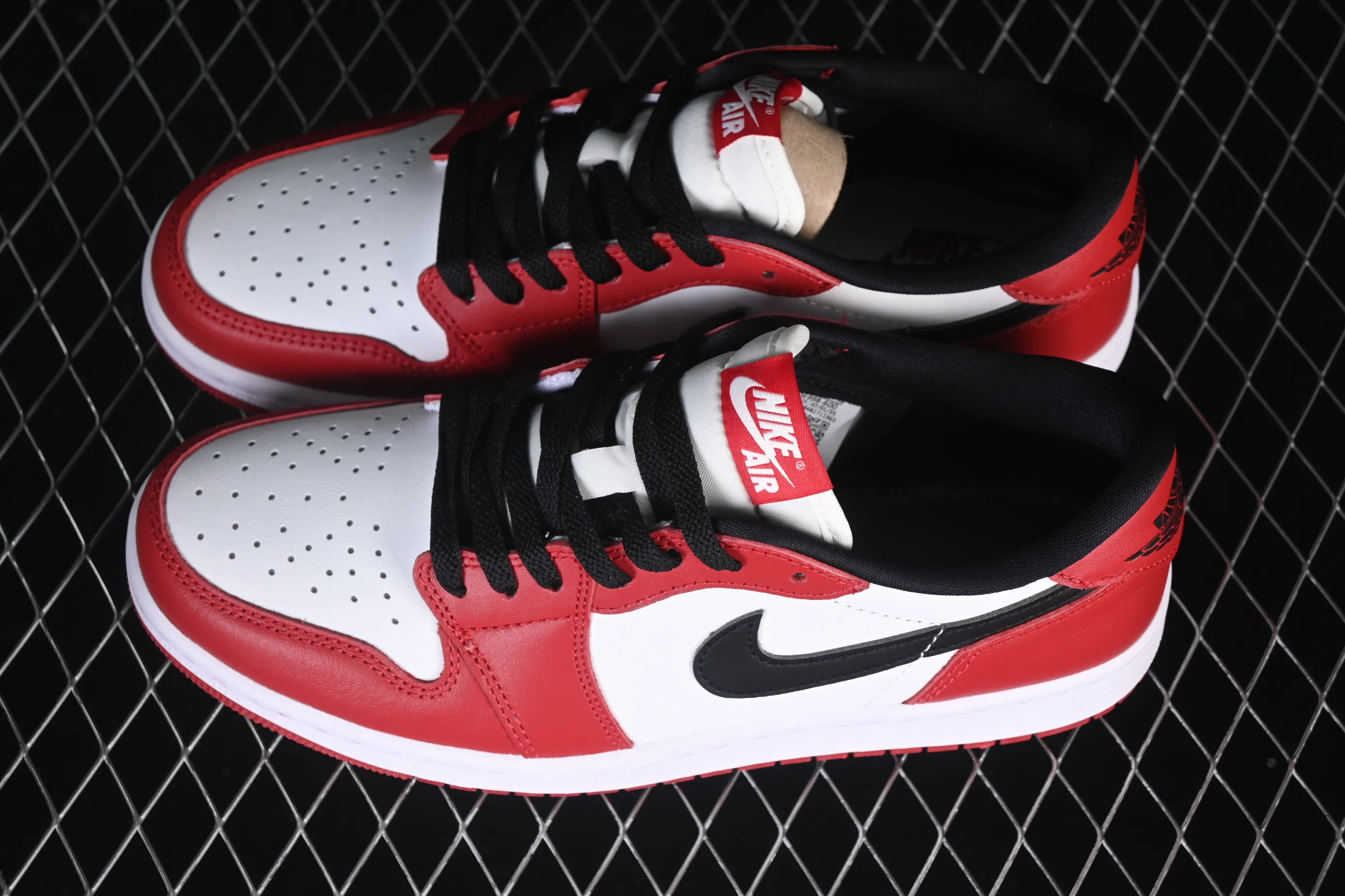 All categories Air Jordan Jordan series basketball shoes Air Jordan 1 Low G version pure original Air Jordan 1 Low OG AJ1 Joe 1 white red black hook low-top casual sneakers HQ6998-600